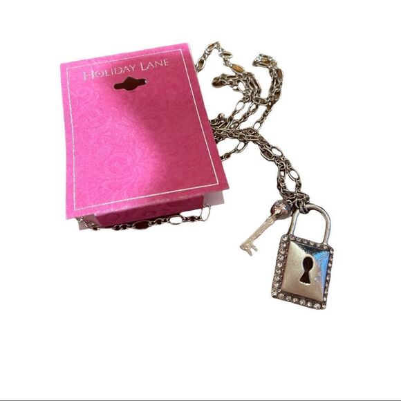 NWT HOLIDAY LANE Silver-Tone Crystal Lock & Key Pendant Necklace - Picture 3 of 4